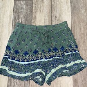 Flowy shorts